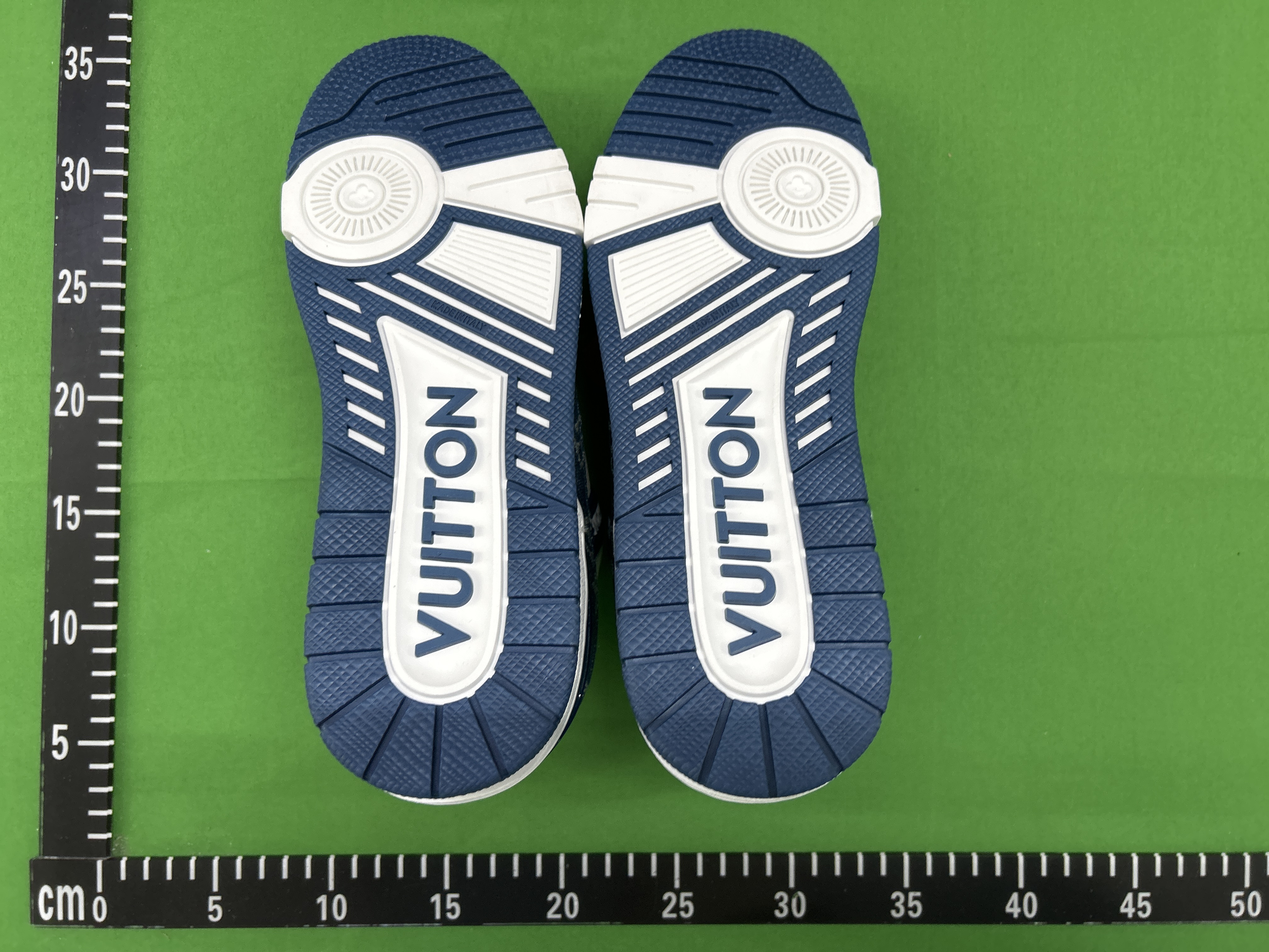LV Louis Vuitton Trainer Sneaker(+36 Colorways)