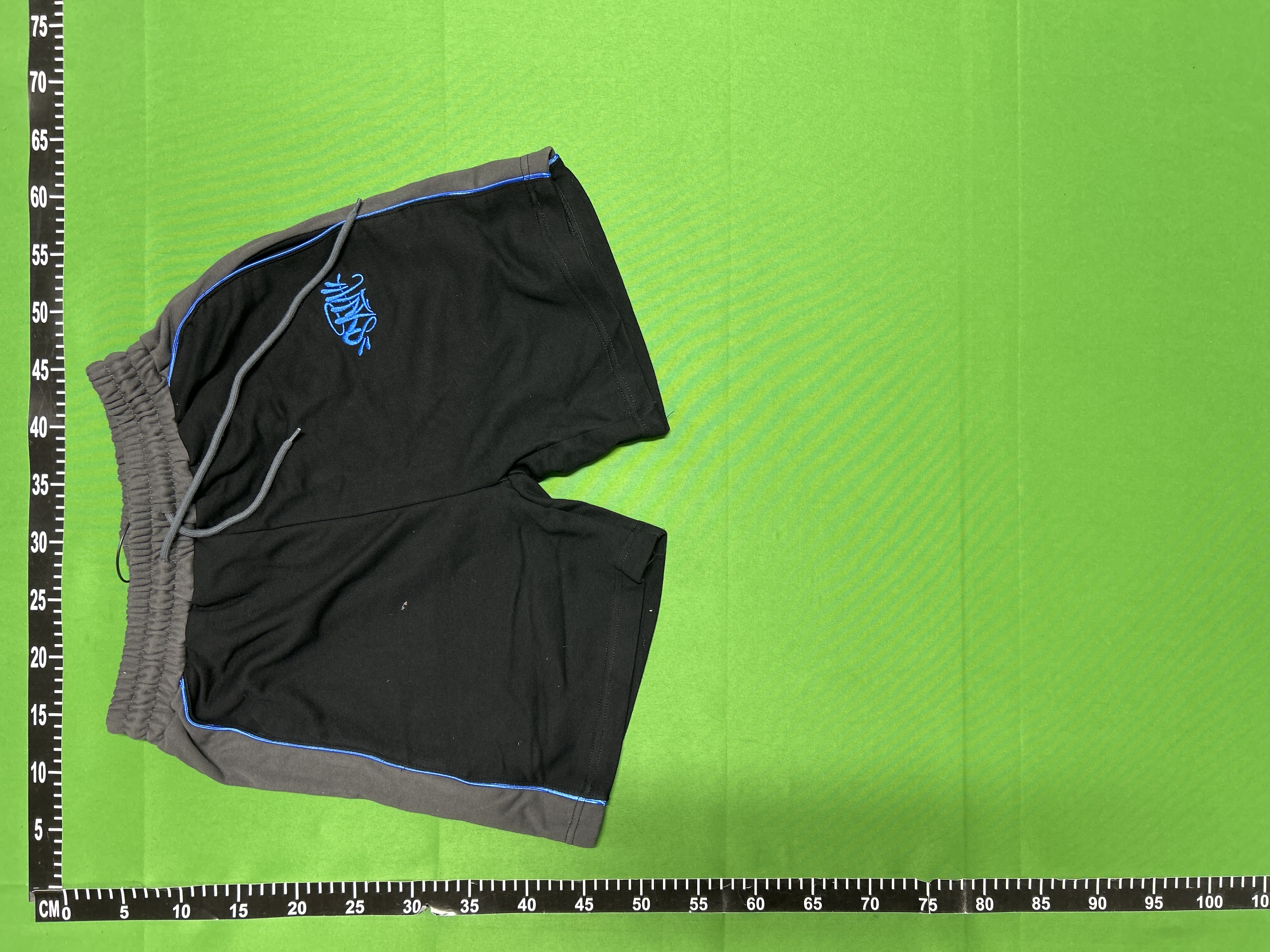 Syna World Hoodie, Pants, Shorts Brand new