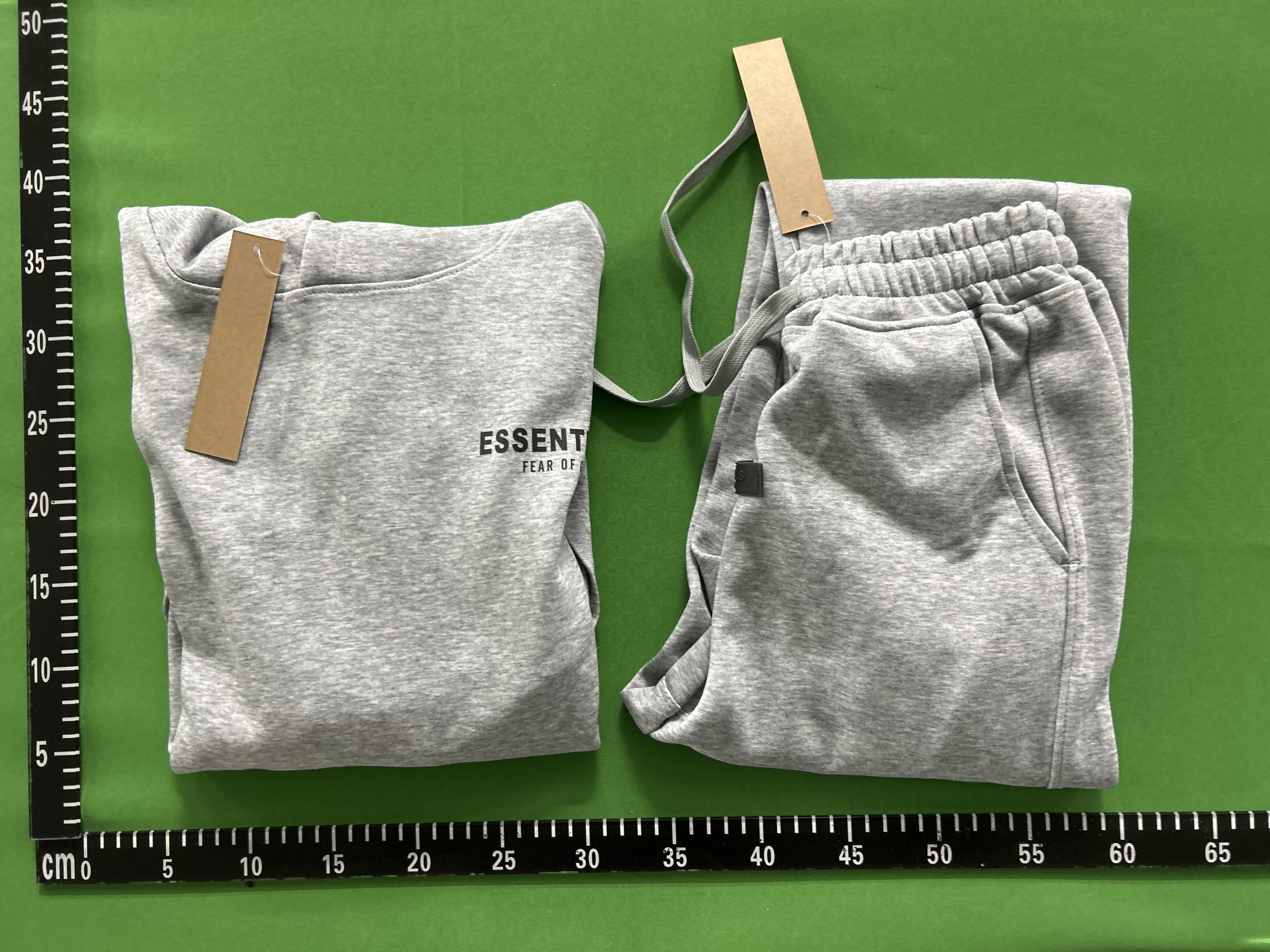 Essentials Set (+24 options)
