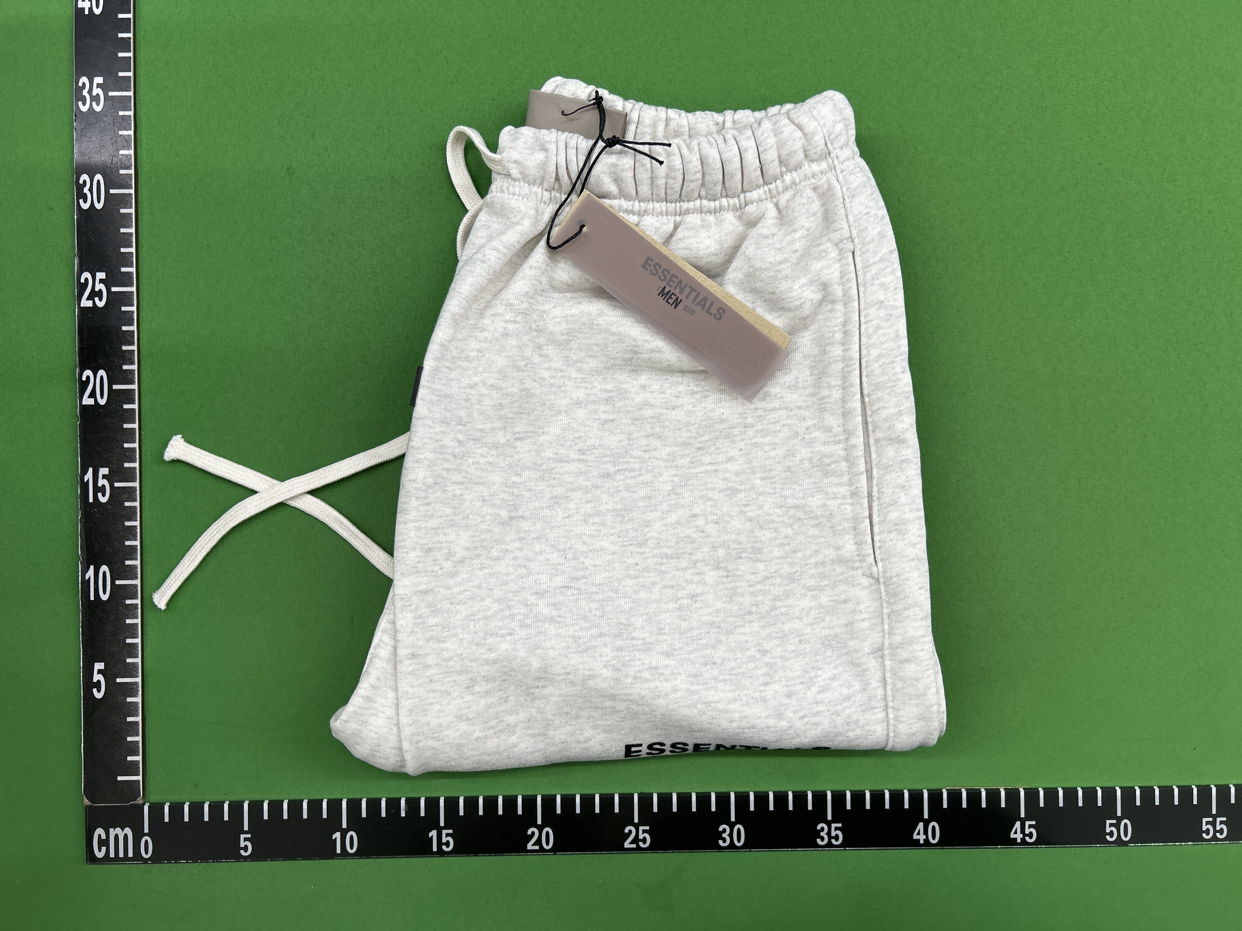 Essentials Shorts (+7 styles)