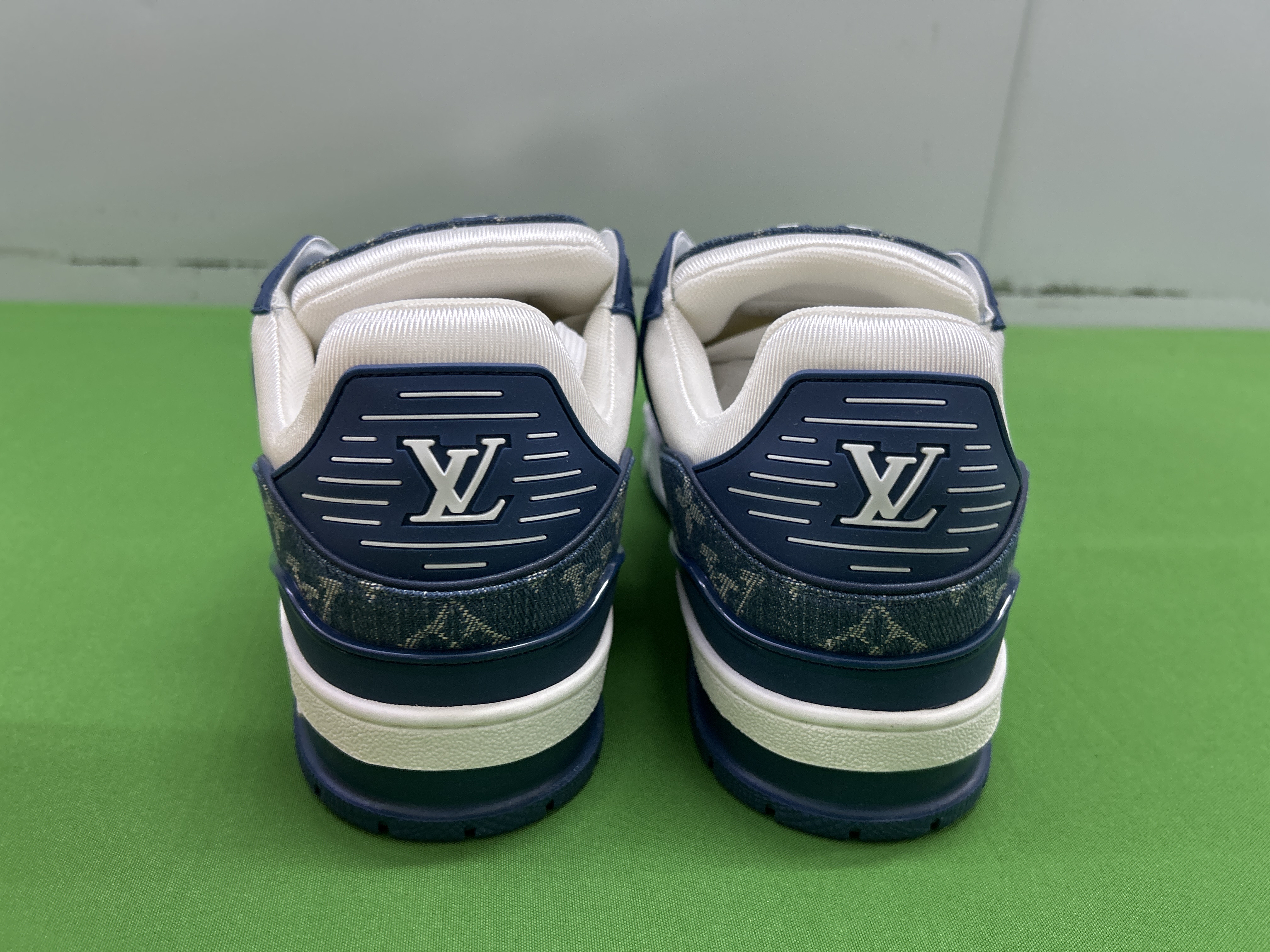 LV Louis Vuitton Trainer Sneaker(+36 Colorways)