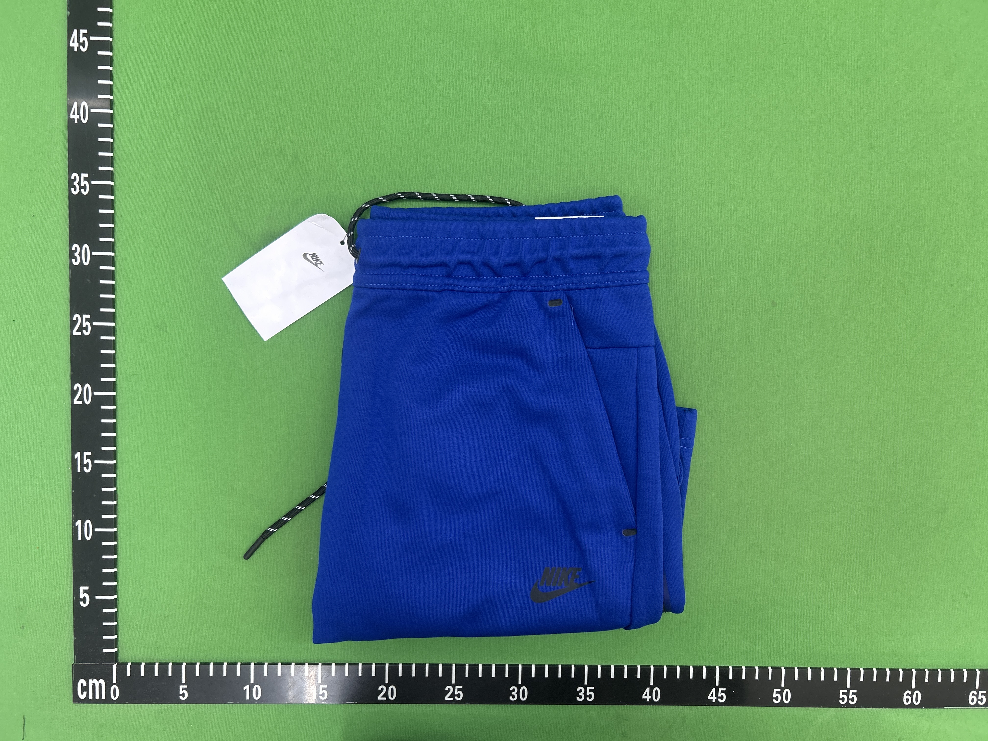 Nike tech shorts (+20 styles)