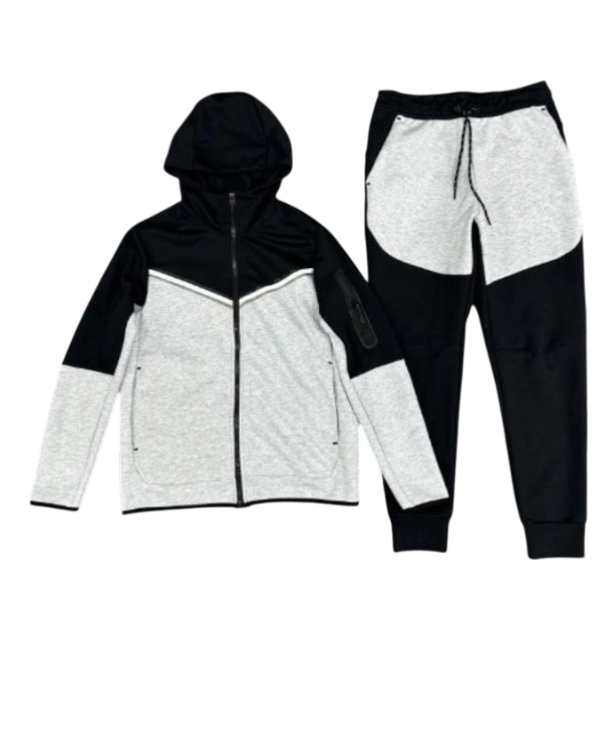 Nike Tech Fleece Hoodie & Pants