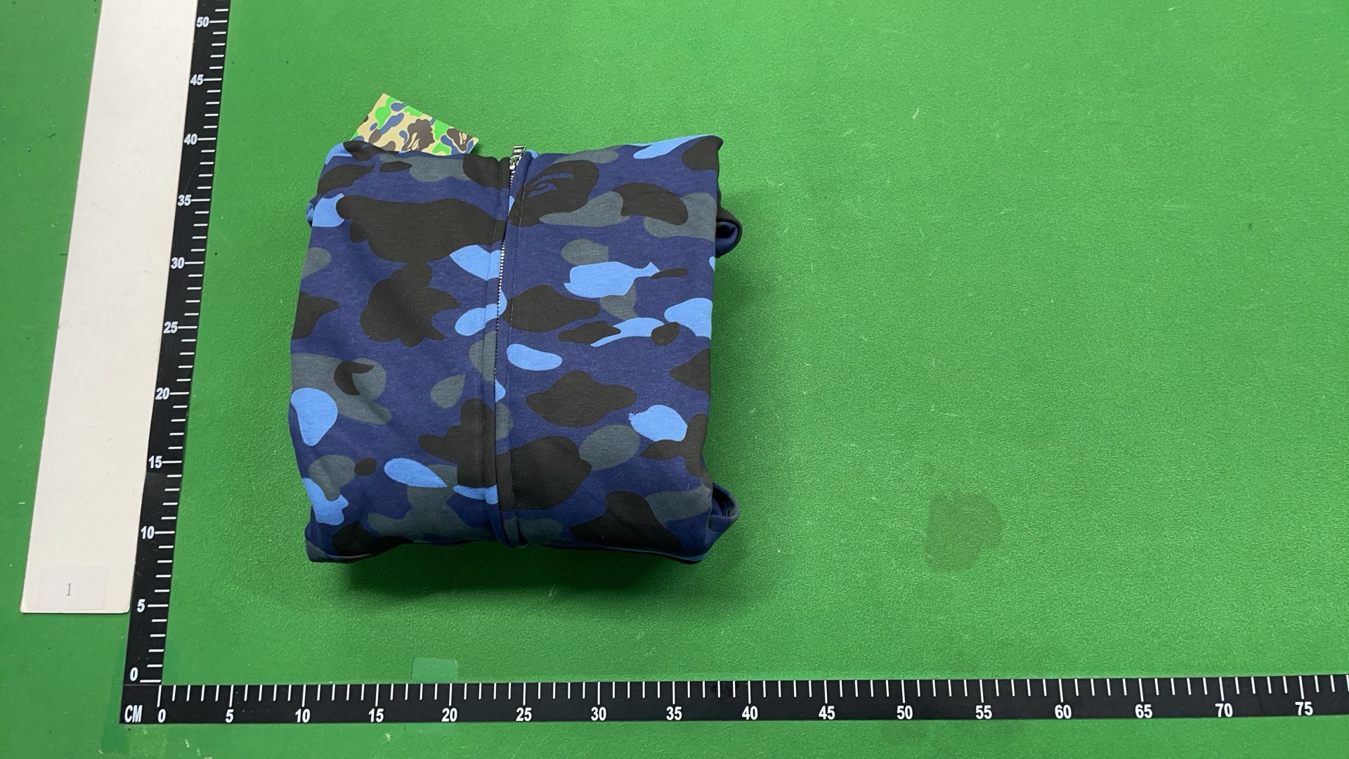 Bape Hoodie / Shorts